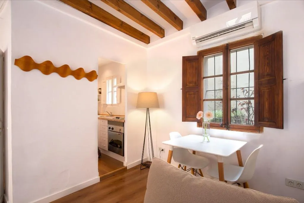 Room, Canavall, Majorca