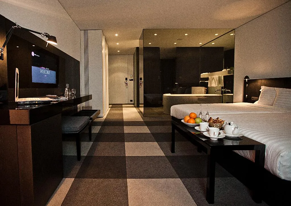 DOUBLE EXECUTIVE Room, Graffit Gallery Hotel, Varna