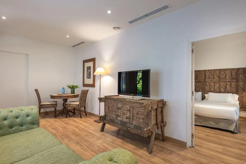FAMILY ROOM STANDARD Room, Huerto del Cura, Costa Blanca