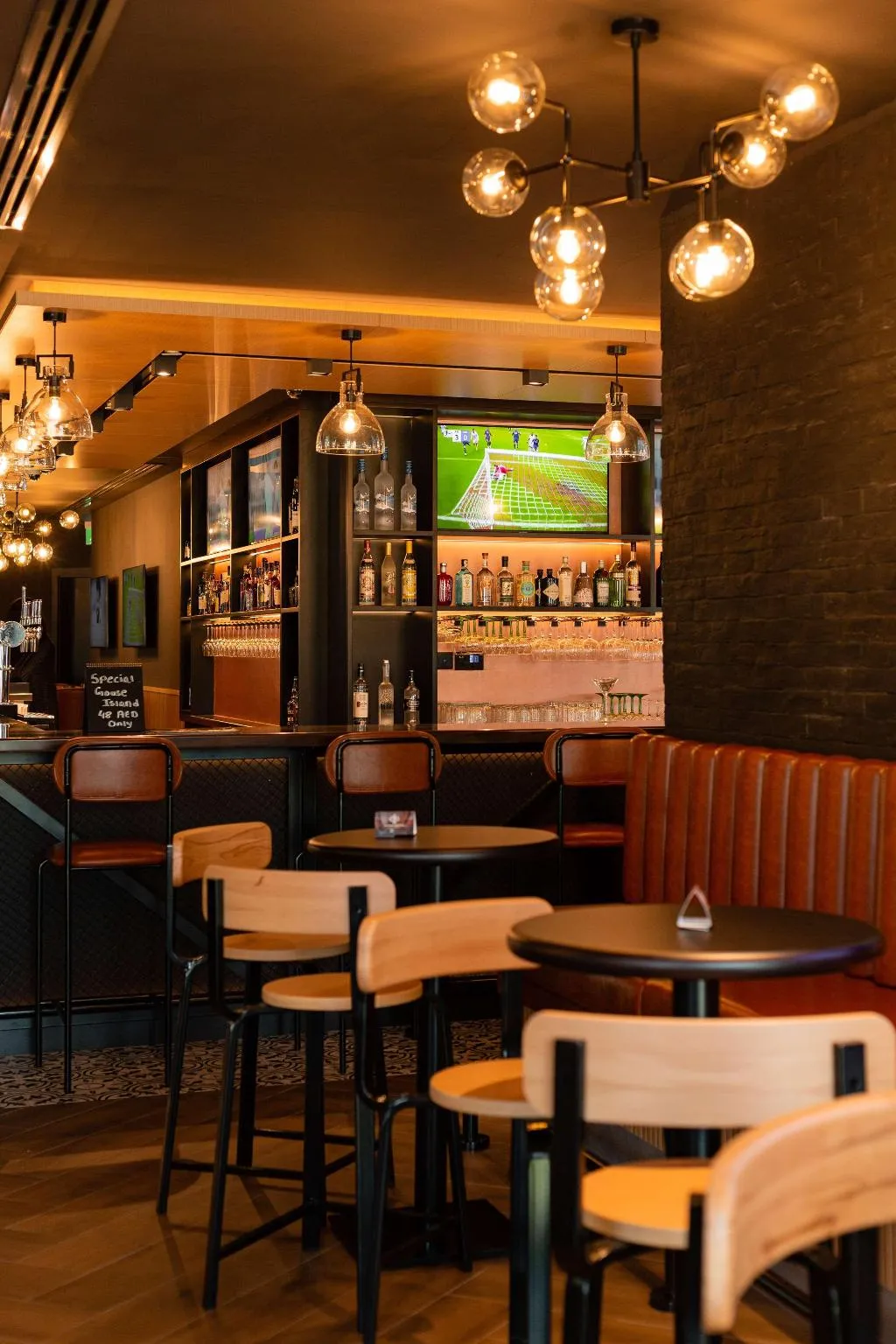 Bar, Radisson Blu Hotel, Dubai Media City, Dubai