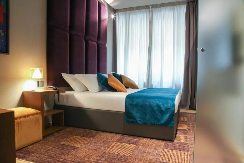 DOUBLE DELUXE Room, Triviho, Rome