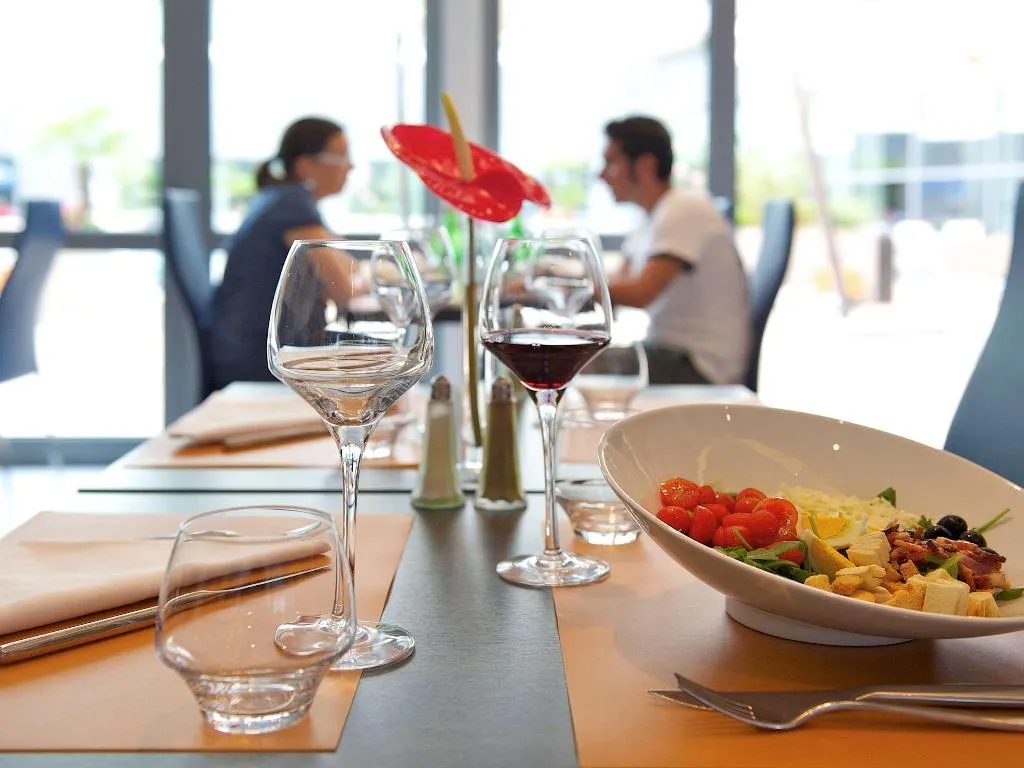 Restaurant, Novotel Milan Malpensa Airport, Milan