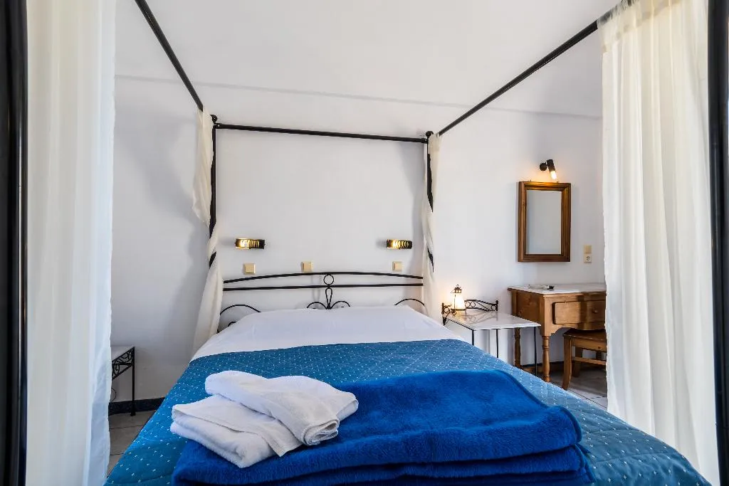 DOUBLE STANDARD Room, Irigeneia Hotel, Santorini