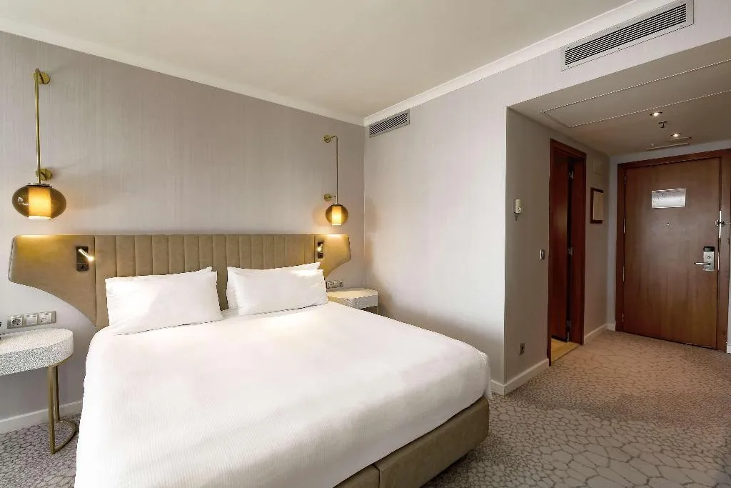 SUITE PARTIAL SEA VIEW Room, Hilton Diagonal Mar Barcelona, Barcelona
