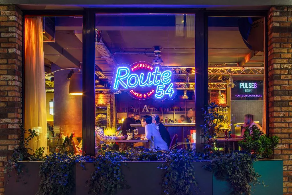 Restaurant, Pulse 8, Prague