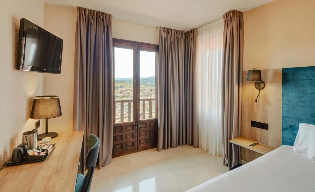 TWIN CLASSIC WITH VIEWS Room, Sercotel Alfonso VI, Madrid