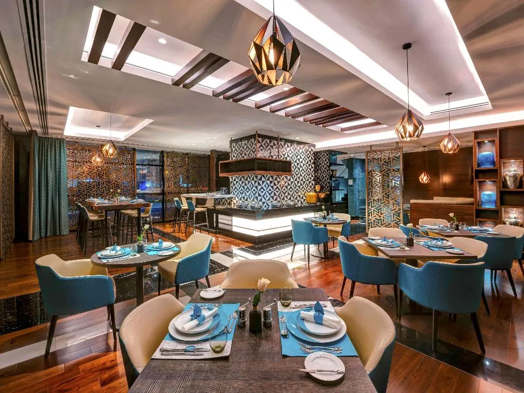 Restaurant, Novotel Sharjah Expo Centre, Dubai