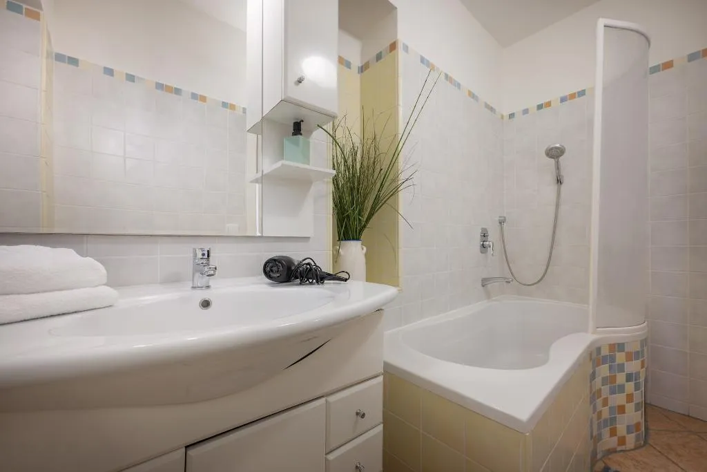 FAMILY ROOM TWO BEDROOMS Room, Boutique Apartments White Swan, Prague