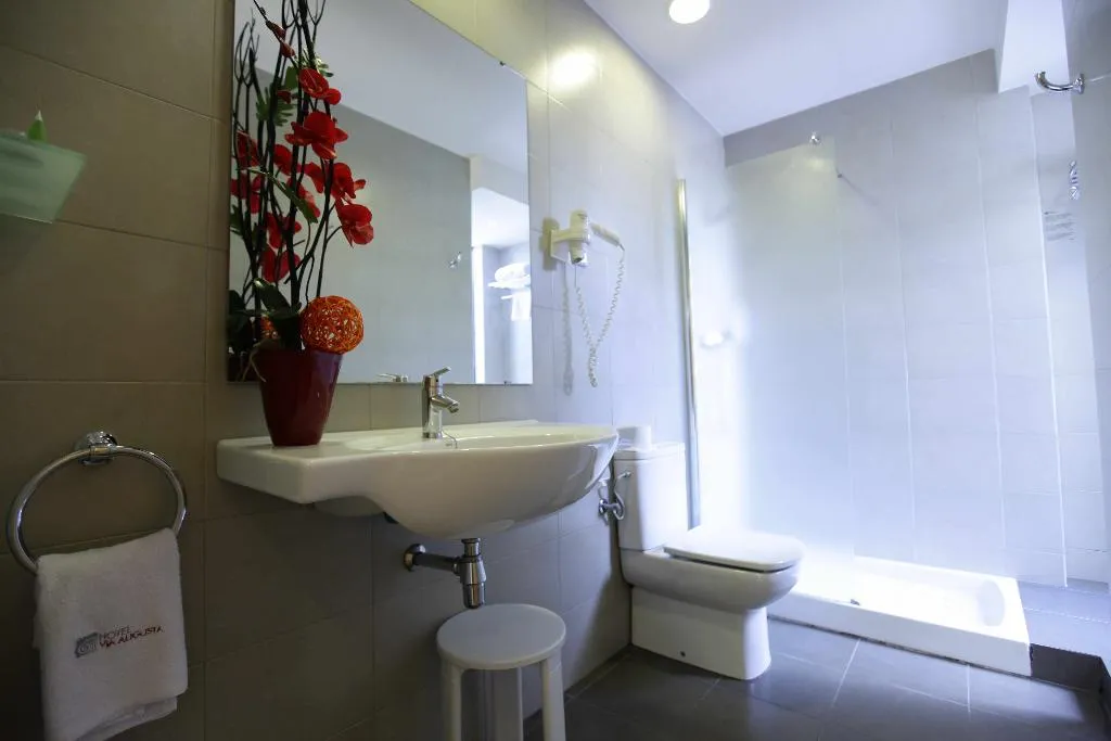 SINGLE STANDARD Room, Via Augusta, Barcelona
