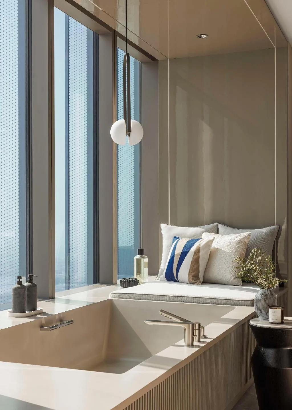 SUITE STANDARD Room, One&Only One Za'abeel, Dubai