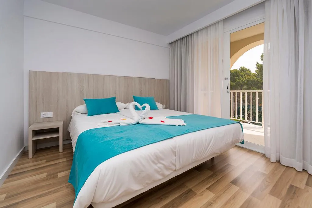 SUITE SUPERIOR TWO BEDROOMS Room, Comitas Floramar, Menorca