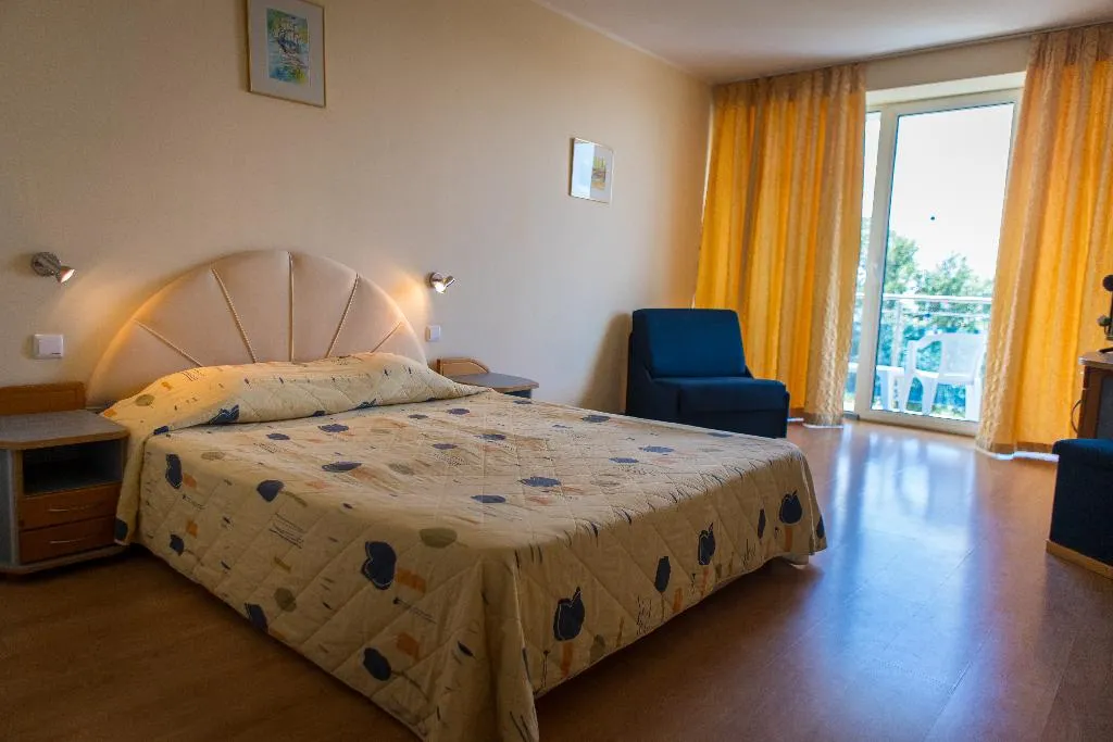 DOUBLE ECONOMY Room, Hotel Perla, Varna