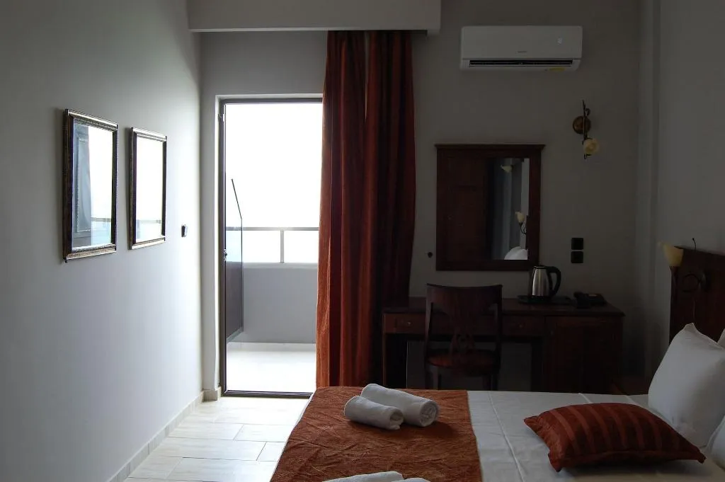 Room, Paralia Beach Boutique Hotel, Thessaloniki