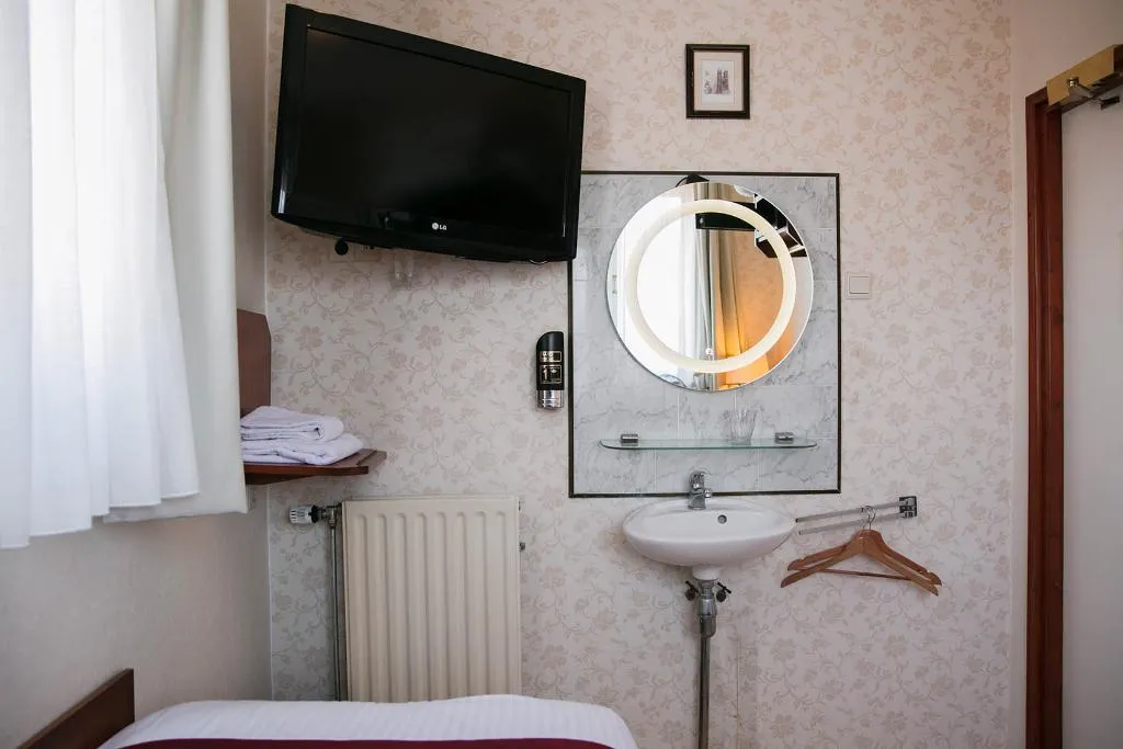 SINGLE WITH SHARED BATHROOM Room, Atlanta, Amsterdam