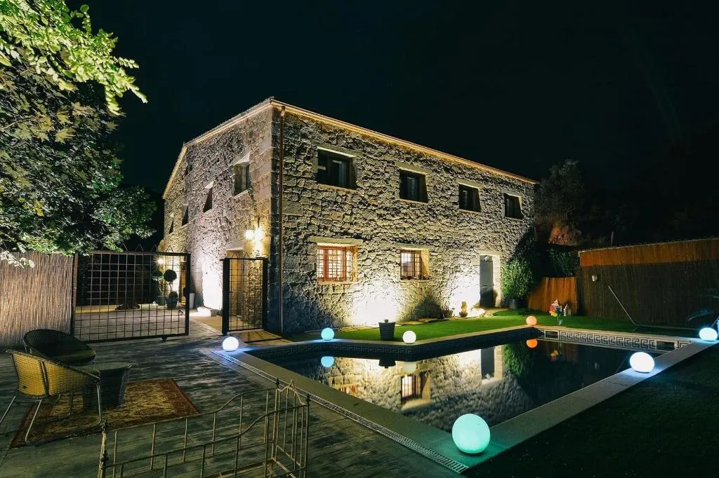 Sports and Entertainment, Vila Caelus Masia Boutique, Barcelona