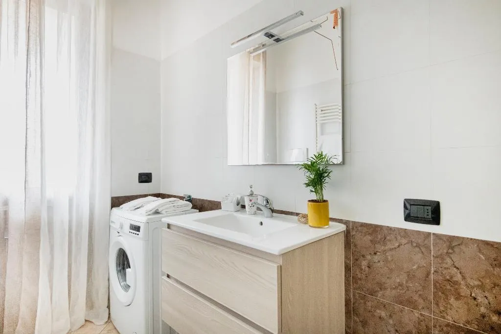 APARTMENT TWO BEDROOMS WITH AIR CONDITIONING Room, HQ Aparthotel Milano Inn – Smart Suites, Milan