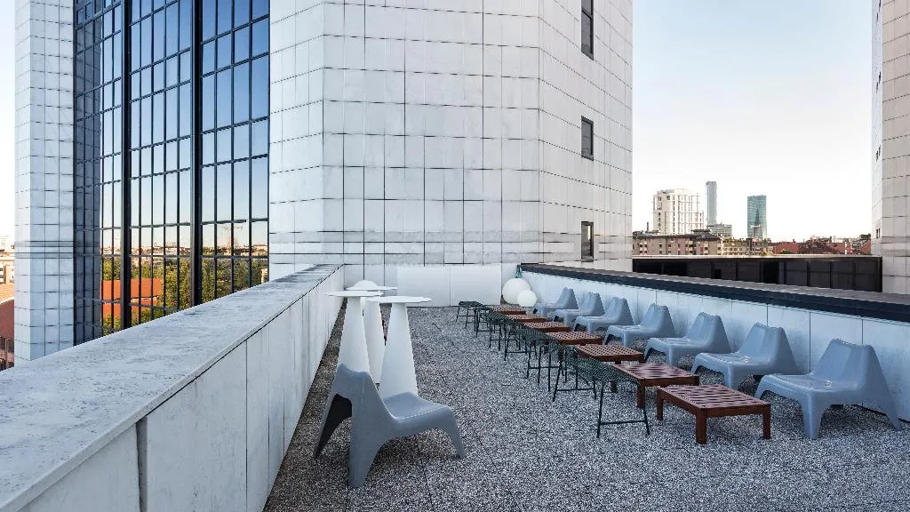 Terrace, B&B Hotel Milano Cenisio Garibaldi, Milan