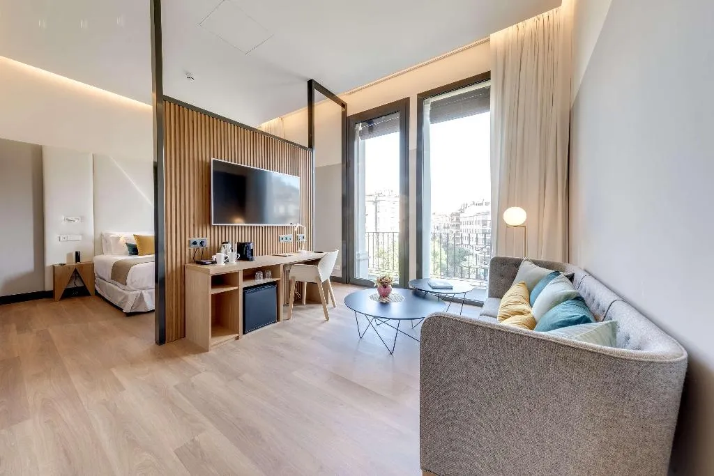 JUNIOR SUITE WITH TERRACE Room, Occidental Diagonal 414, Barcelona