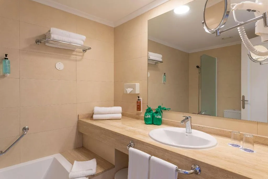 Room, Landmar Costa Los Gigantes Family Resort, Tenerife