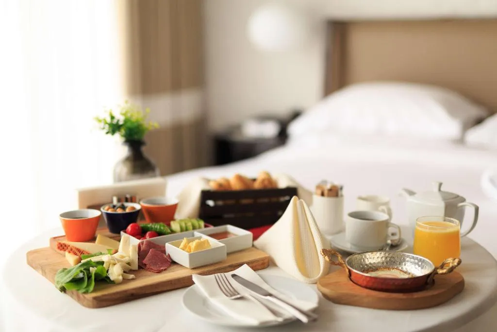 Room, Doubletree By Hilton Izmir Airport, Izmir