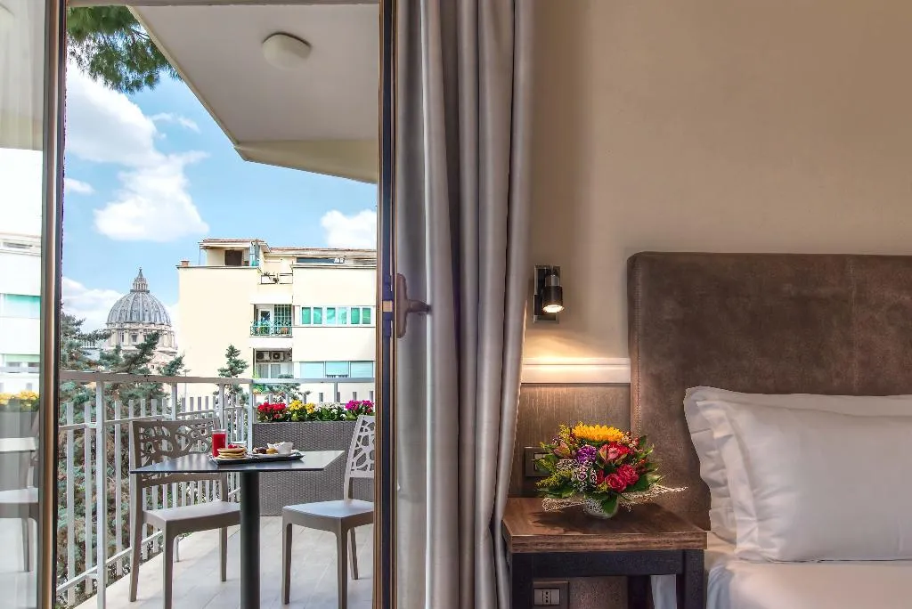 Double or Twin STANDARD Room, Fragrance St Peter Hotel, Rome