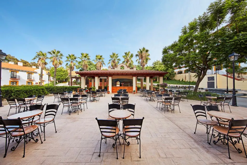 Terrace, PortAventura El Paso + Ticket Included, Costa Dorada