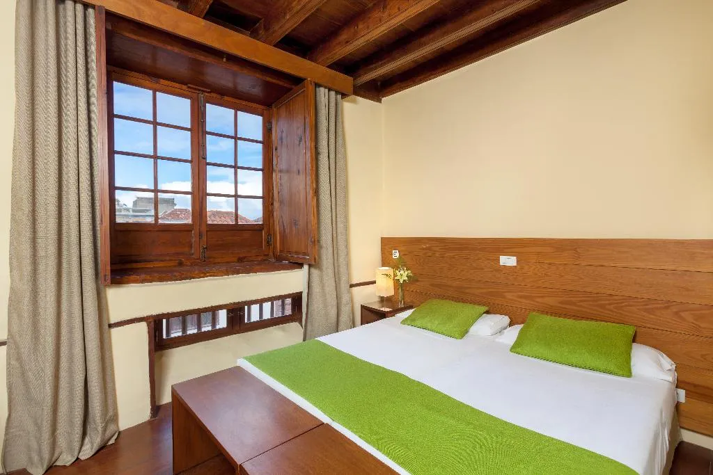 Room, Hotel LIVVO La Quinta Roja, Tenerife