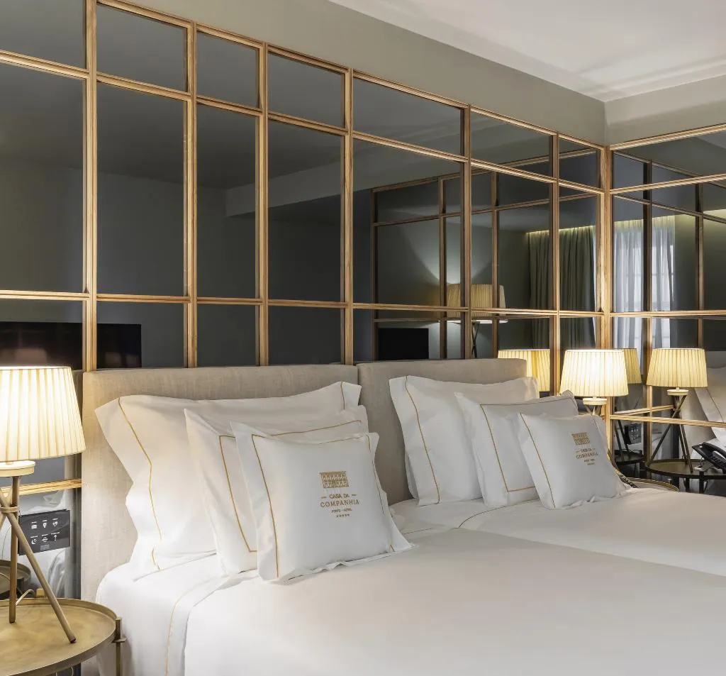 SUITE TWO BEDS Room, Vignette Collection  Casa da Companhia, Porto