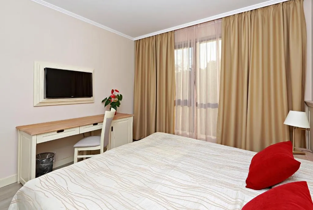 SINGLE WITHOUT BALCONY Room, White Rock Castle Suite Hotel & Spa, Varna