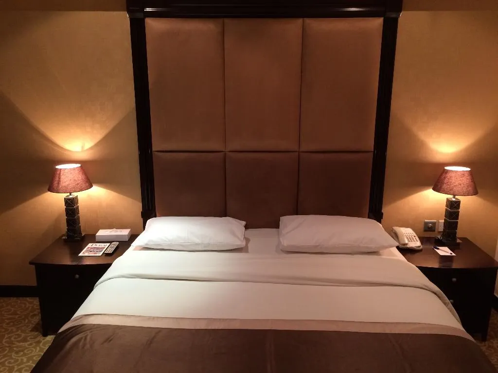 SINGLE DELUXE Room, London Suites Hotel, Dubai