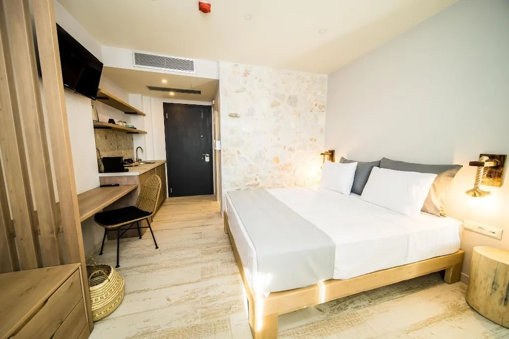 Room, Kali Thea Suites, Halkidiki