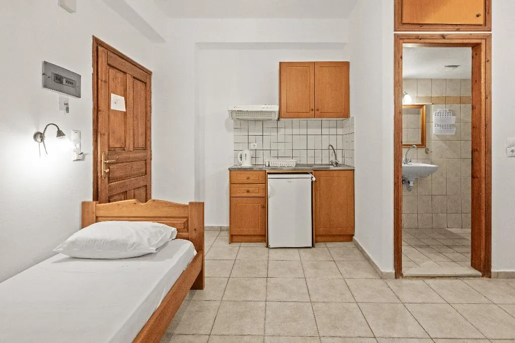 Room STANDARD Room, Nikos Apartments, Crete