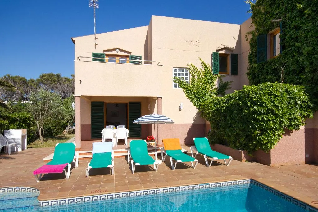VILLA THREE BEDROOMS Room, Oliveres I - Ii, Menorca