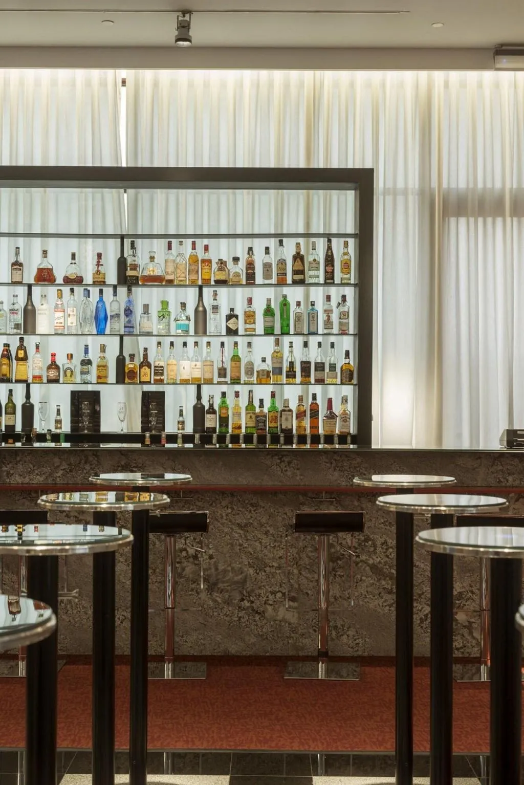 Bar, Hilton Madrid Airport, Madrid