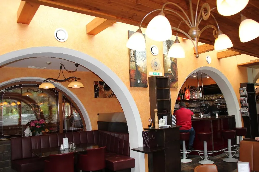 Bar, Tyrolis, Innsbruck