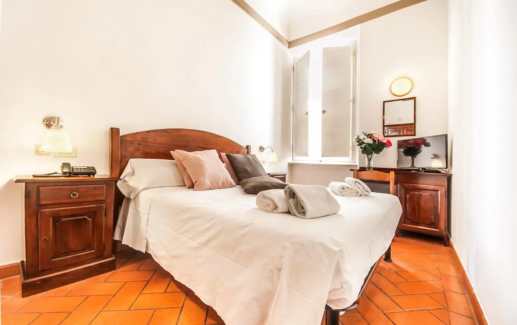 DOUBLE WITH VIEWS Room, Costantini, Florence
