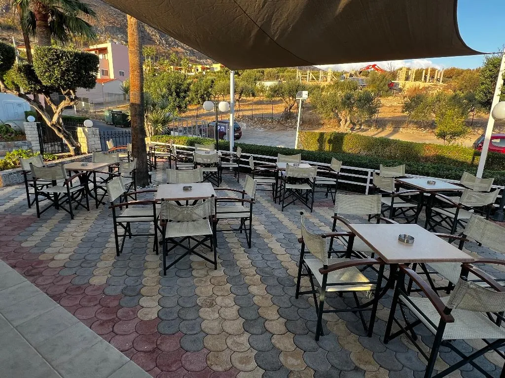 Bar, Nikolas Villas, Crete