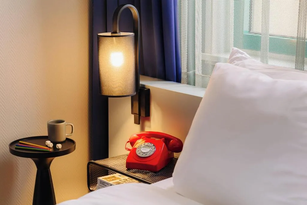 Room COMFORT Room, Leonardo Hotel Amsterdam Leidse Square, Amsterdam