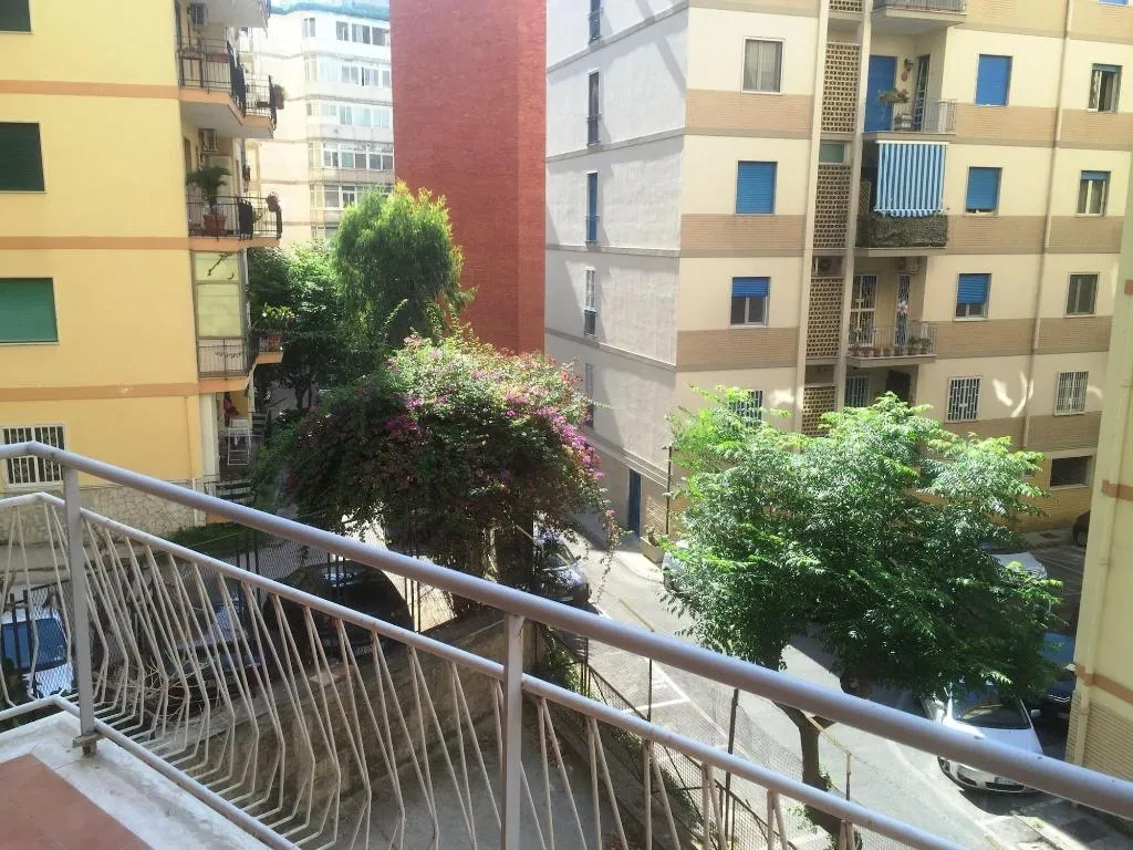Terrace, Bed And Breakfast Alexander, Naples