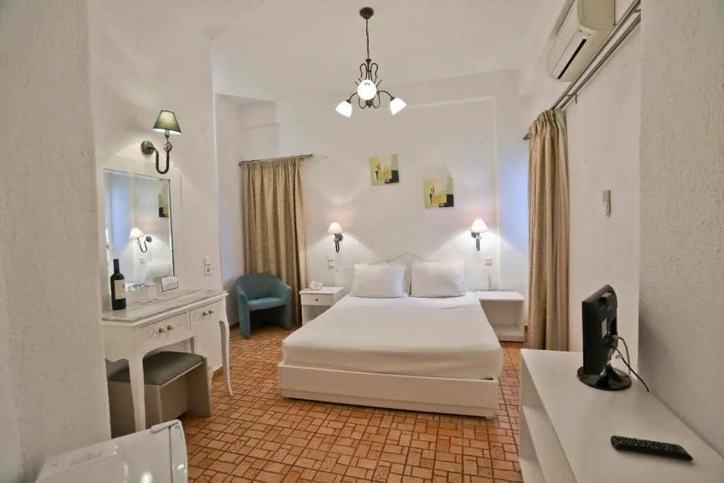 Double or Twin STANDARD Room, Mykonos Palace Beach Hotel, Mykonos