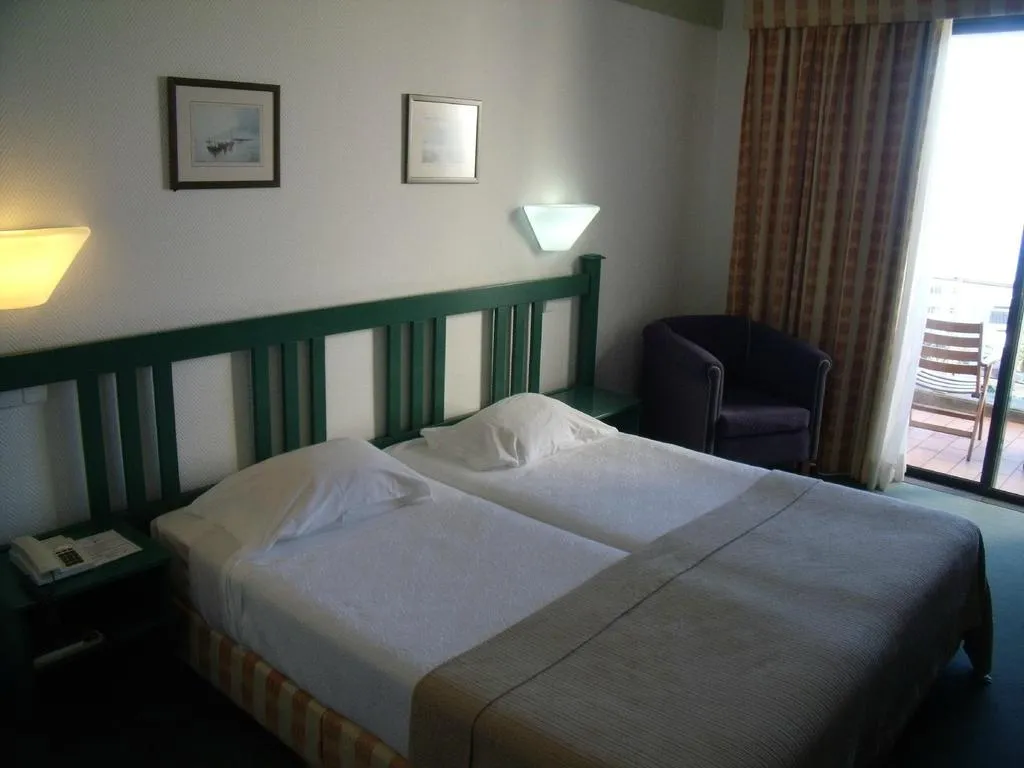 SINGLE SEA VIEW WITH BALCONY Room, Escola, Madeira
