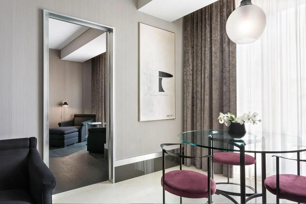 Room, Excelsior Hotel Gallia, a Luxury Collection Hotel, Milan