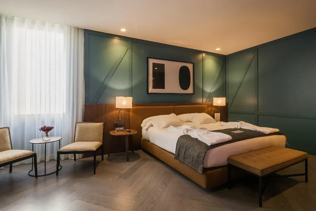 Double or Twin SUPERIOR Room, Vincci Porto, Porto