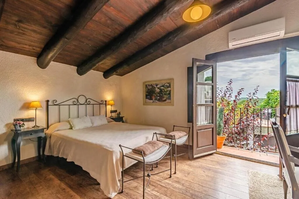 Room, Comarquinal Bioresort Penedès, Barcelona