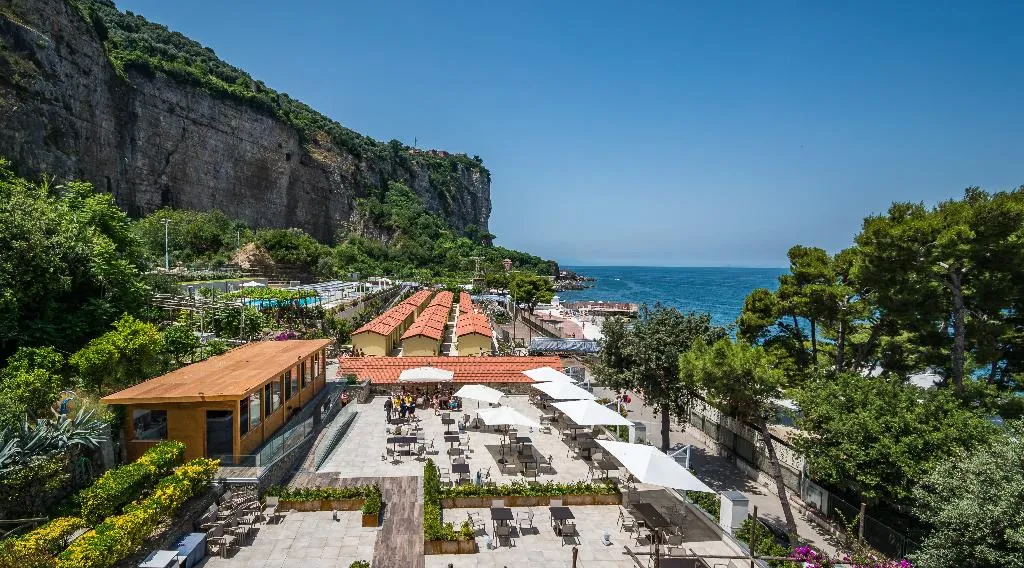 General view, Hotel Le Axidie BW Signature Collection, Naples
