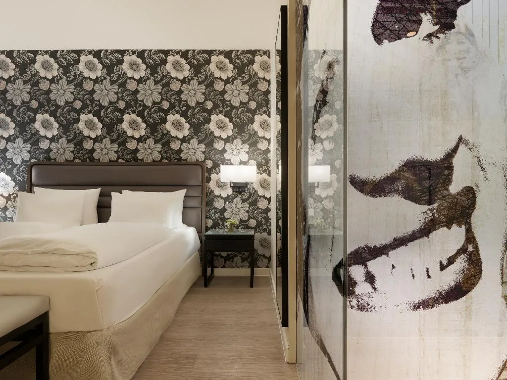 DOUBLE DELUXE Room, H10 Berlin Ku'Damm, Berlin