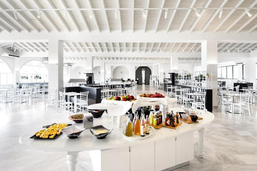 Restaurant, Akrathos Beach Hotel, Thessaloniki