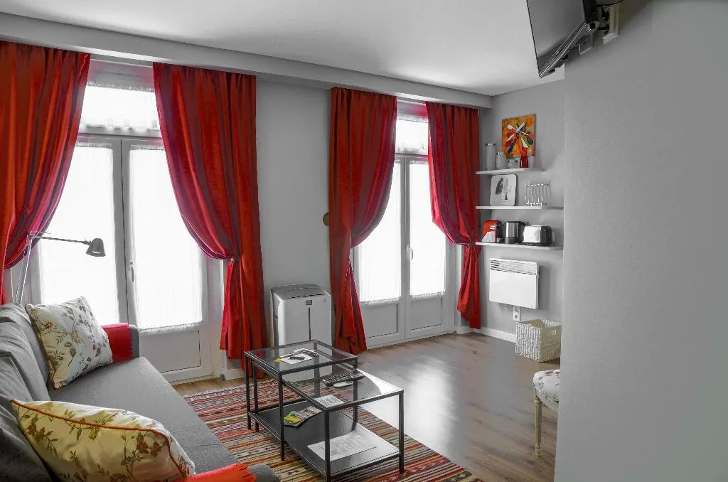 Room, Downtown Flats, Lisbon