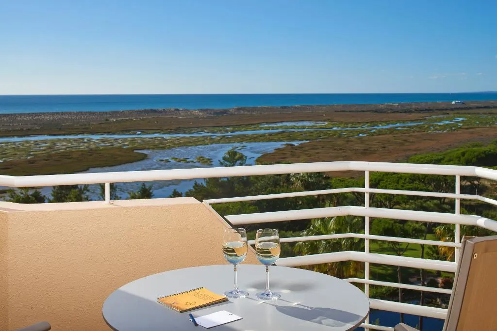 DOUBLE SINGLE USE SIDE SEA VIEW Room, Hotel Quinta do Lago, Algarve