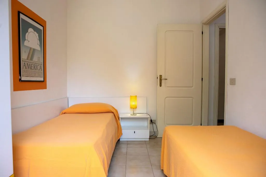 APARTMENT CAPACITY 6 Room, Portorosa Residence, Catania